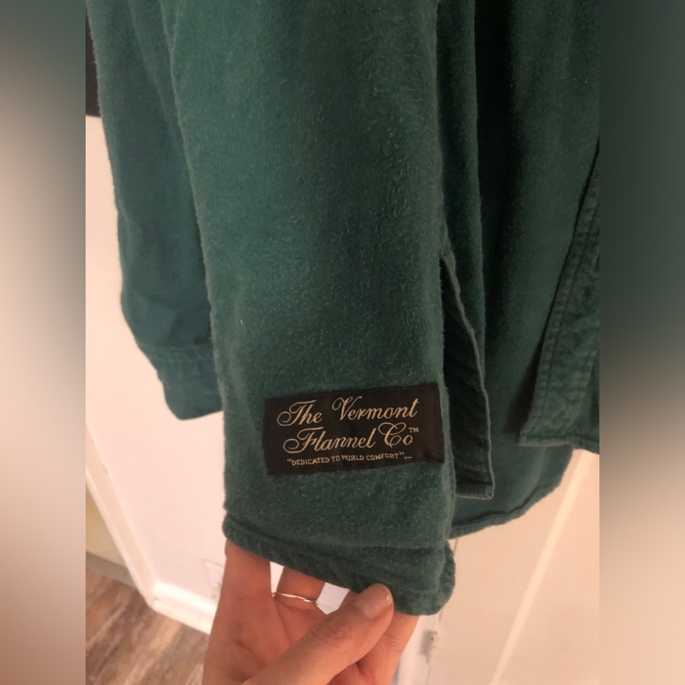 Men's Vermont Company Flannel in green - Picture 3 of 7